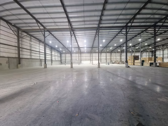 Alquiler de galera en Mañanitas, Tocumen, 2,740m2