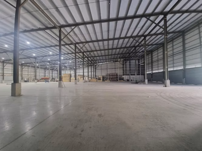 Alquiler de galera en Mañanitas, Tocumen, 2,740m2