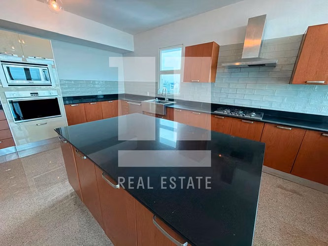 Apartamento en PH Pradera, Altos del Golf - Imagen 8