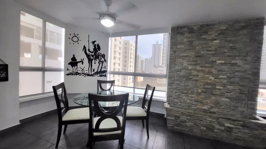 Alquiler Apartamento Amueblado ¡Céntricamente ubicado!
