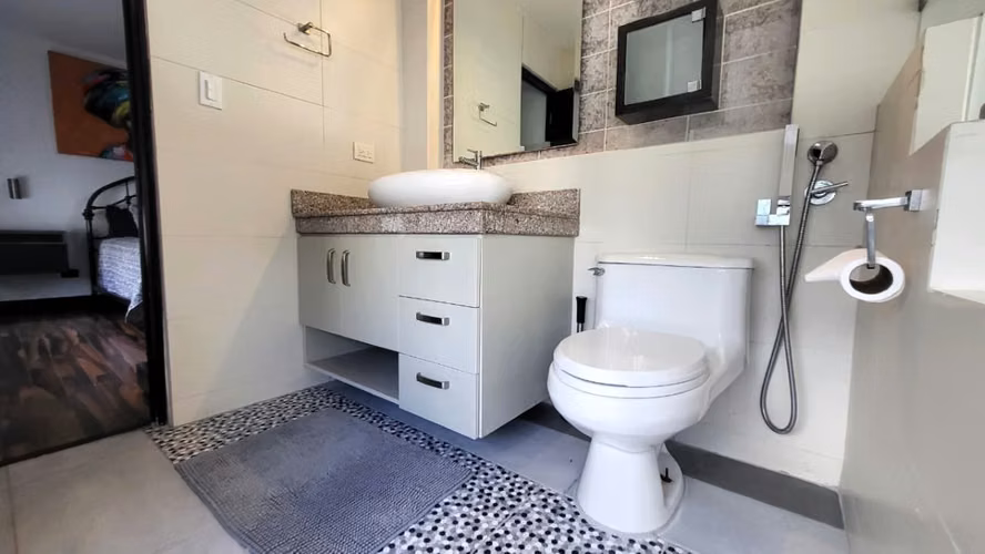 Alquiler Apartamento Amueblado ¡Céntricamente ubicado!