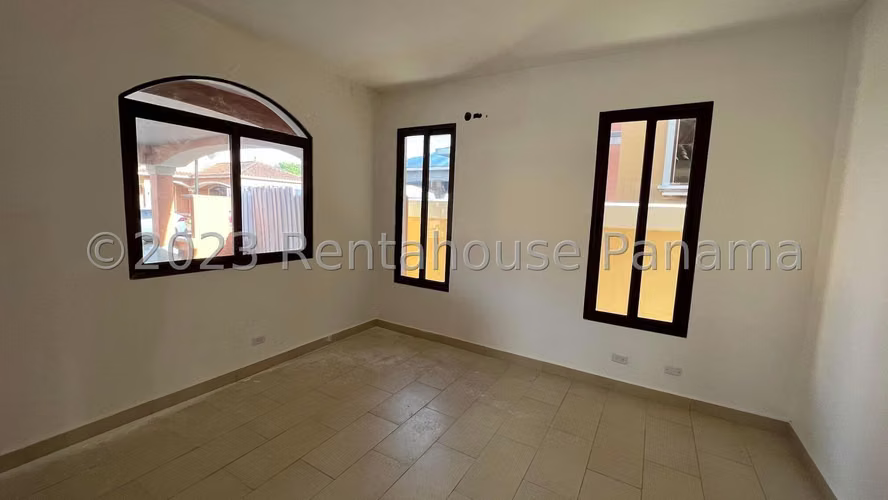 Venta de amplia Casa en Costa Sur, El Doral con 4 recamaras Mts2: 351.80 PD