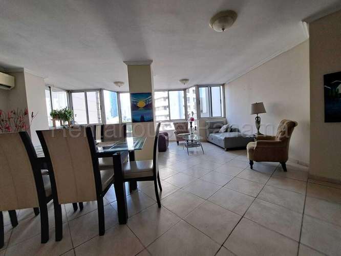 Apartamento en Venta en Bella Vista - Imagen 2