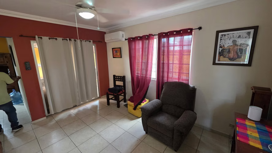 Los Olivos, Chorrera | 300m2 en esquina - Imagen 2