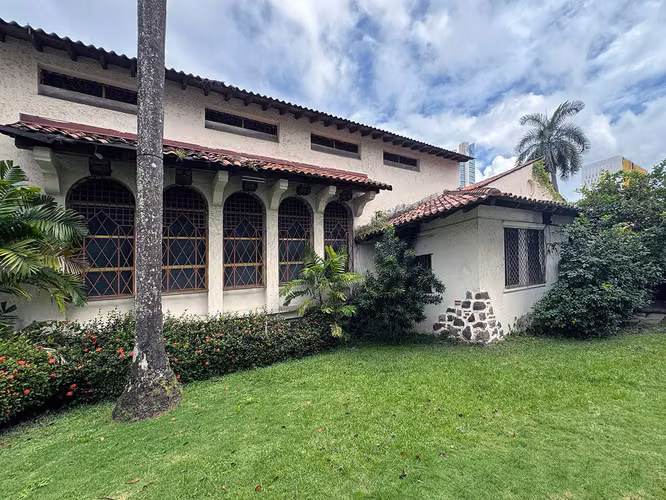 Edificio emblemático en el corazón cívico de la Ciudad de Panamá ID 25331