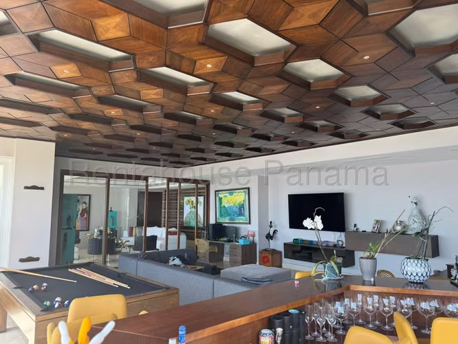 Vendo Apartamento Exclusivo en PH Marea 1, Costa Del Este 26-5276GG