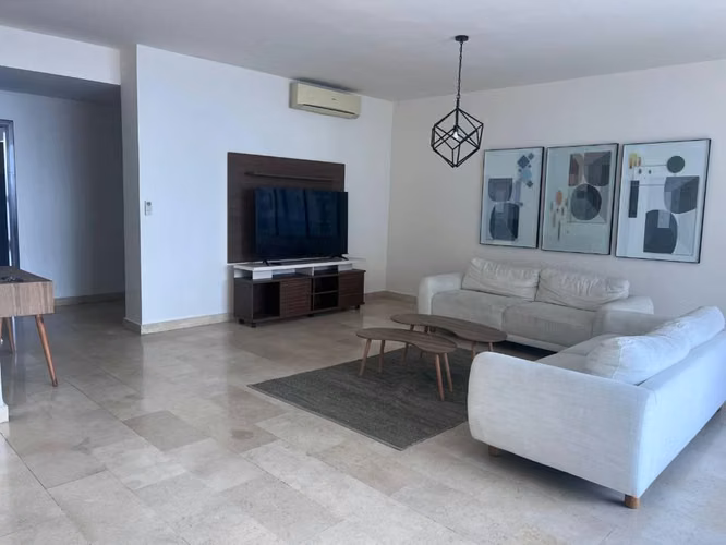 Se alquila apartamento amoblado en Marbella, PH Mar Abierto