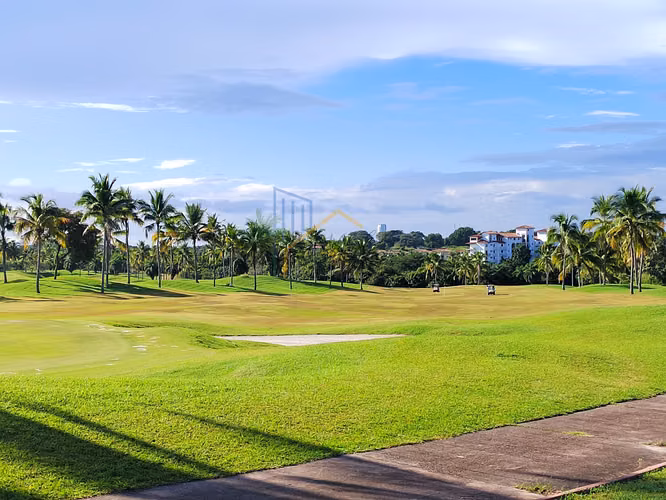Se Vende Apartamento con Vista al Mar y Golf – Precio de Oportunidad