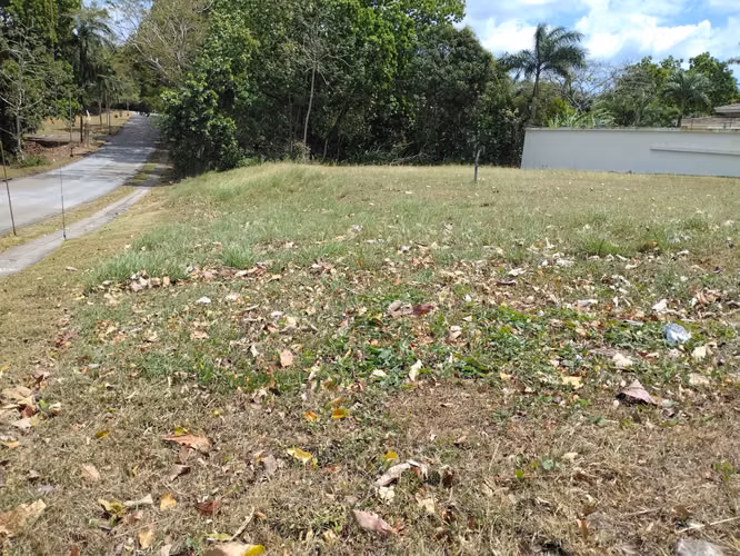 Venta de terreno de esquina en Albrook