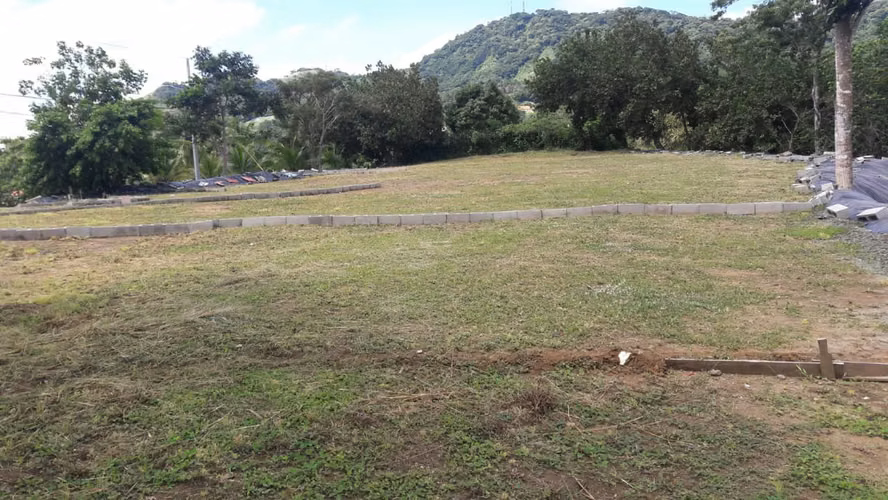 Venta de Terreno en Las Cumbres