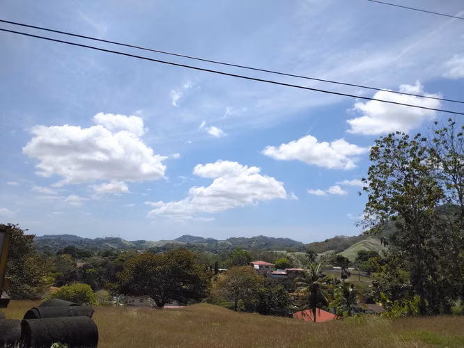 Venta de Terreno en Las Cumbres