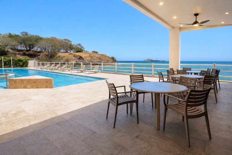 Apartamento FRENTE AL MAR en venta , PH La Ensenada Farallón - Imagen 16