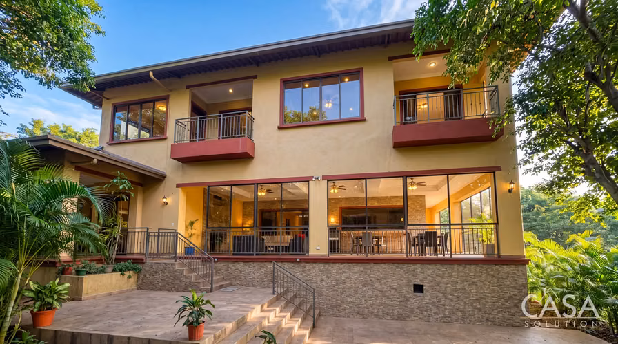 Villa De Lujo Estilo Boutique Con 8 Suites En Venta En Boquete