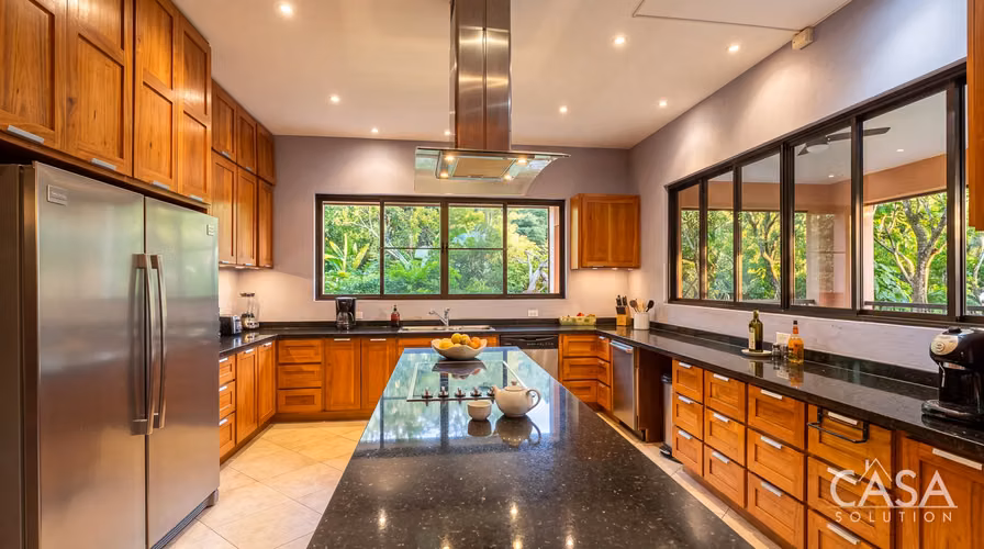 Villa De Lujo Estilo Boutique Con 8 Suites En Venta En Boquete