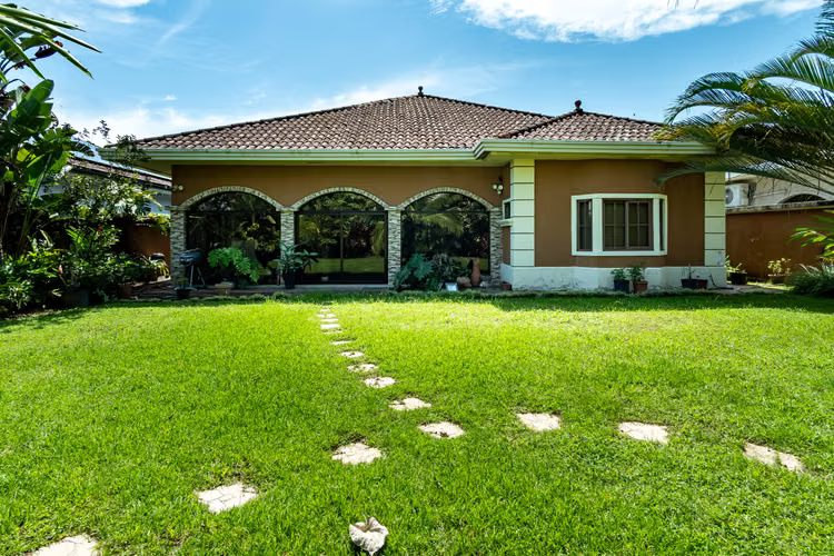 Hermosa casa en venta en Sunset Coast - Imagen 6