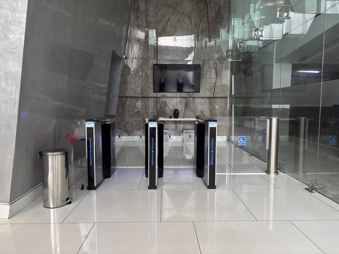 Oficina en Alquiler – PH Balboa Office Center, Av. Balboa - 27-2-1D