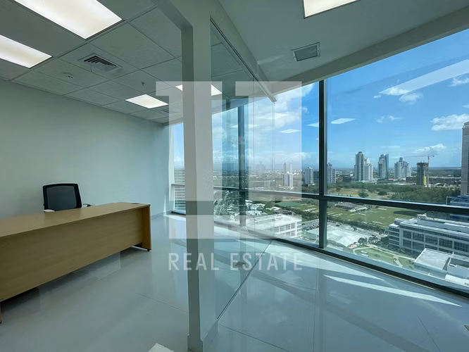 Se Alquila Oficina de 292 m2 en Financial Park - Imagen 6
