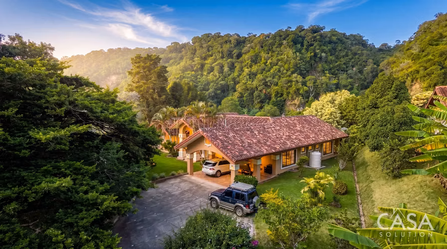Luxury Family Compound Estate for Sale in Valle Escondido, Boquete