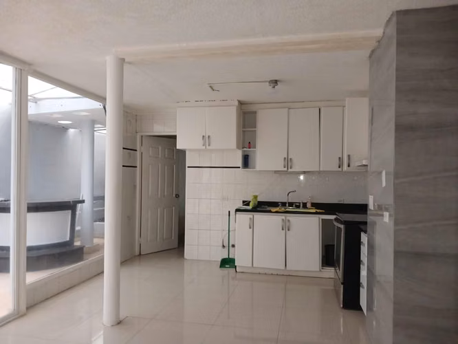 Melissa Foster Luxury vende apartamento en PH LA GAVIOTA, Avenida Balboa. MFR1906