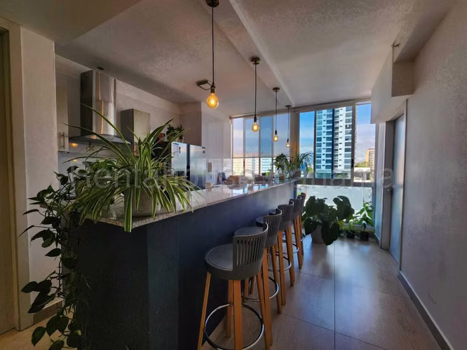 Vendo Apartamento Exclusivo en PH Vista Balboa, Bellavista 26-1127GG