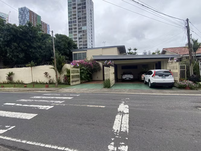 Terreno Comercial / Residencial en San Francisco – Calle Belén - Imagen 1