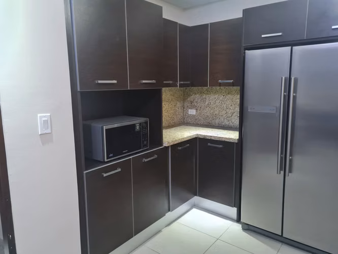 P. H. Embassy Club, Apartamento 3 Hab Modelo Courtyard 1, Clayton