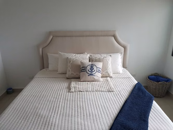 VENTA APARTAMENTO FRENTE AL MAR - LAGOMAR ENSENADA