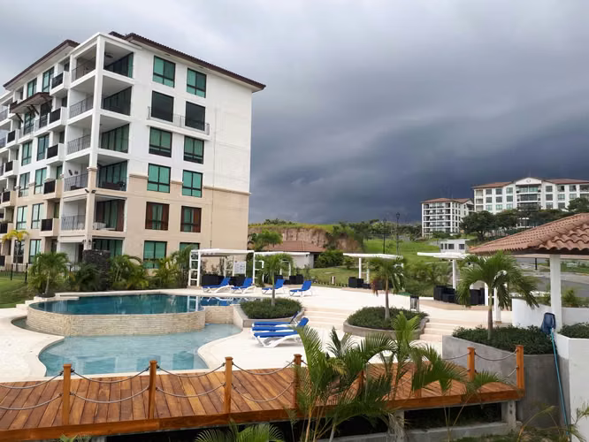VENTA APARTAMENTO FRENTE AL MAR - LAGOMAR ENSENADA