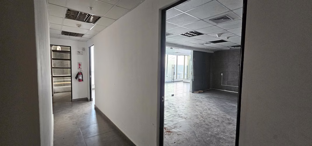 Banco Vende Oficinas en PH Bicsa (m)