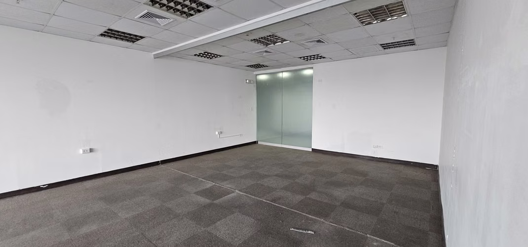 Banco Vende Oficinas en PH Bicsa (m)