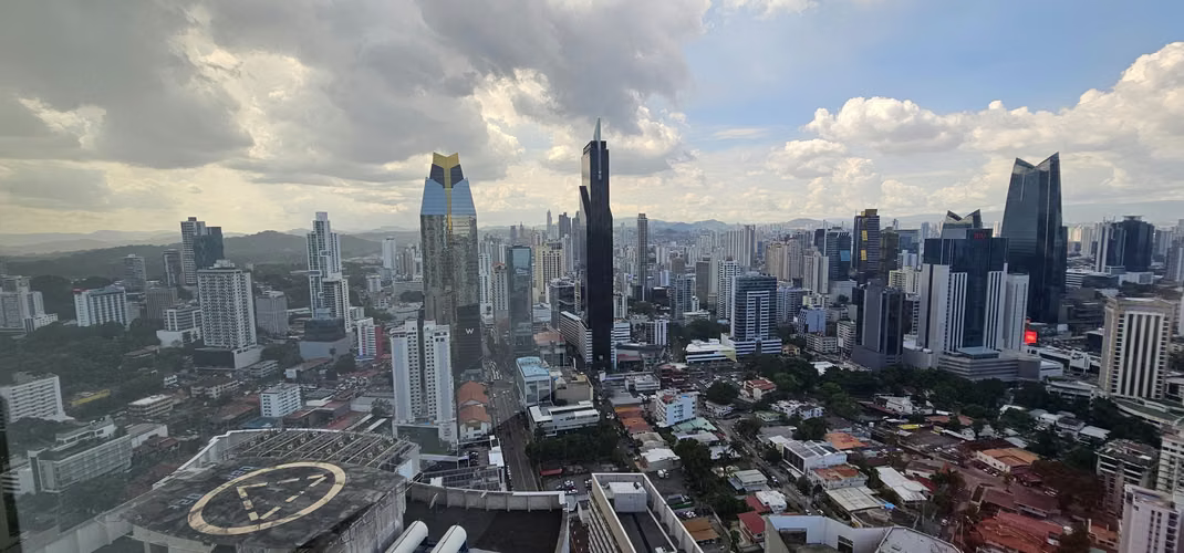 Banco Vende Oficinas en PH Bicsa (m)