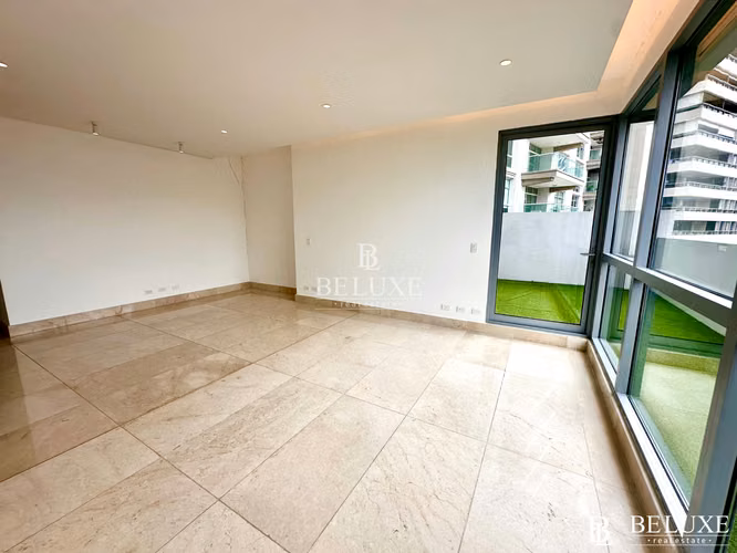 VENTA DE APARTAMENTO PH AZALEA, SANTA MARIA (10)