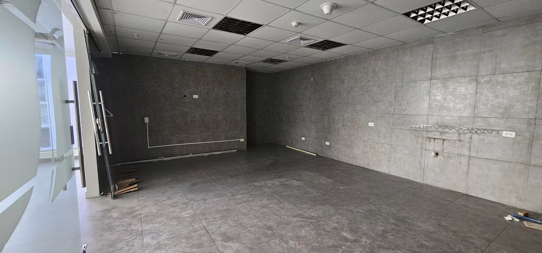 Banco vende oficinas en PH Bicsa avenida balboa 410mt2  (m)