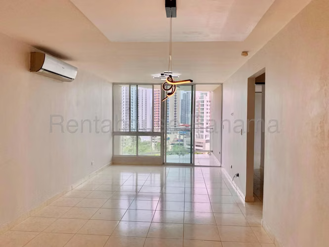 Venta de apartamento en Carrasquilla con vista al Parque Omar 26JSS5495
