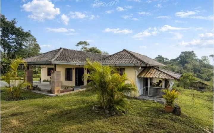 Se vende espectacular casa Volcán Cordillera 250 mil - Imagen 4