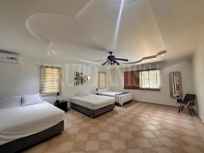 Oportunidad! Se Vende Casa en Coronado Golf con Piscina