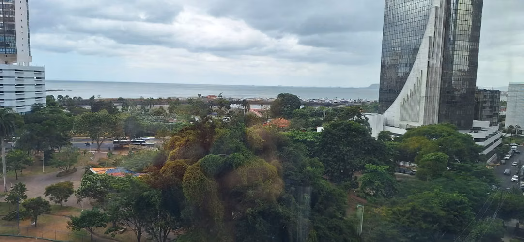 HERMOSO APARTEMENTO VISTA AL MAR PH ALLURE 1 RECAMARA BALCON VISTA AL MAR FULL AMOBLADO - Imagen 13