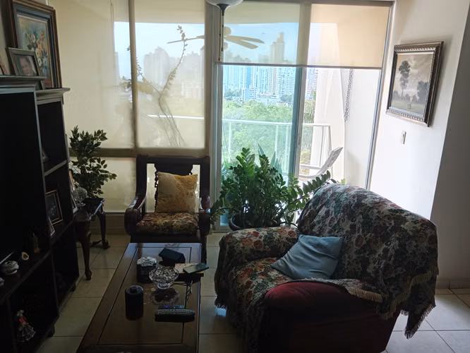 Venta de apartamento en Carrasquilla con vista al Parque Omar 27JSS565