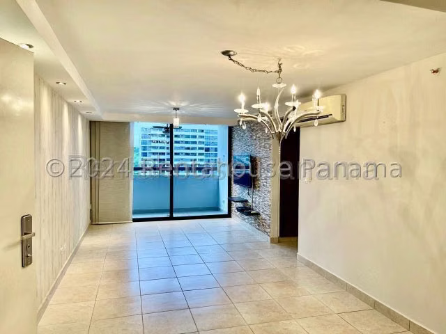 Venta de apartamento en Condado del Rey