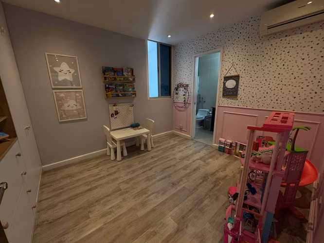 VENDO APARTAMENTO REMODELADO EN OBARRIO PH THE PALM