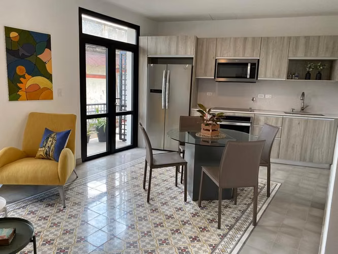 Melissa Foster Luxury Alquila Elegante Apartamento en Casa Borbua Casco Viejo MFR1909
