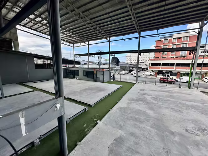 Se alquila local comercial en Transístmica, El Carmen