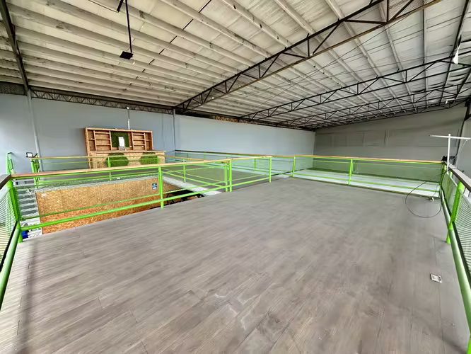 Se alquila local comercial en Transístmica, El Carmen