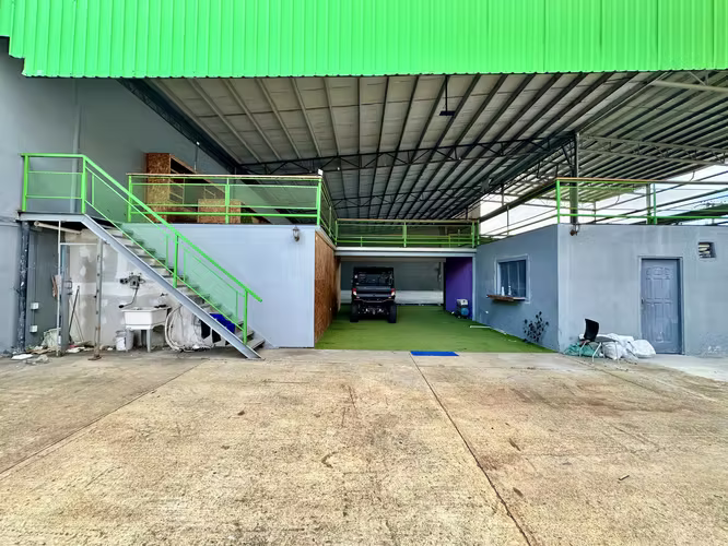 Se alquila local comercial en Transístmica, El Carmen