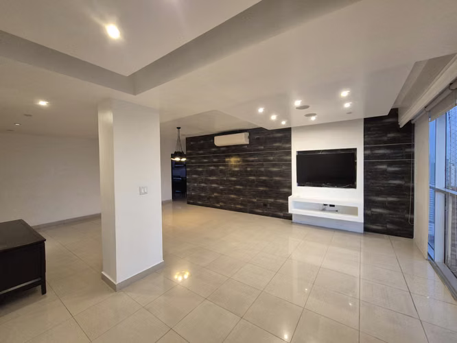 APARTAMENTO EN VENTA CON LINEA BLANCA, PH WINDOW TOWER