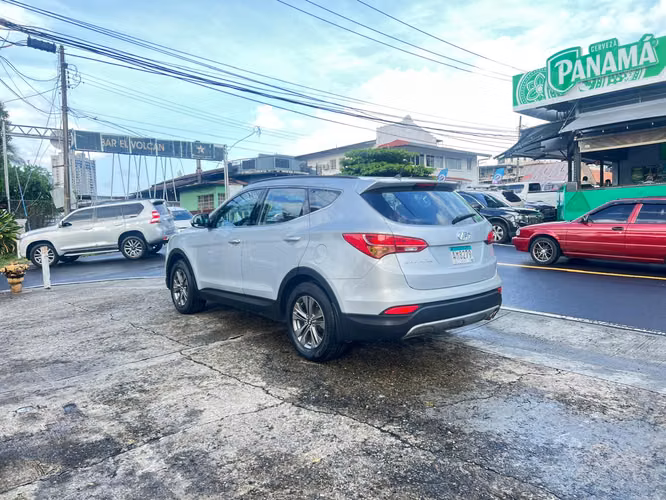 Hyundai Santa Fe 2015 - Imagen 5