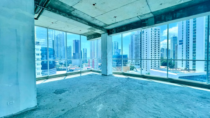 Venta de Local en Obra Gris Para Oficinas. Ph Molon Tower