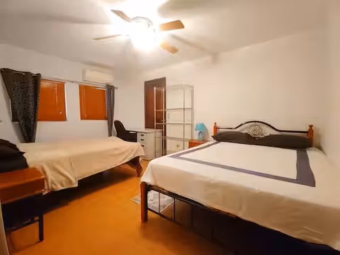 Escápate al Paraíso: Casas en Coronado y San Carlos (Con Piscina)