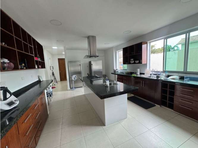 Venta y alquiler de casa piscina y esquina | Magnolia, Costa del este - Imagen 6
