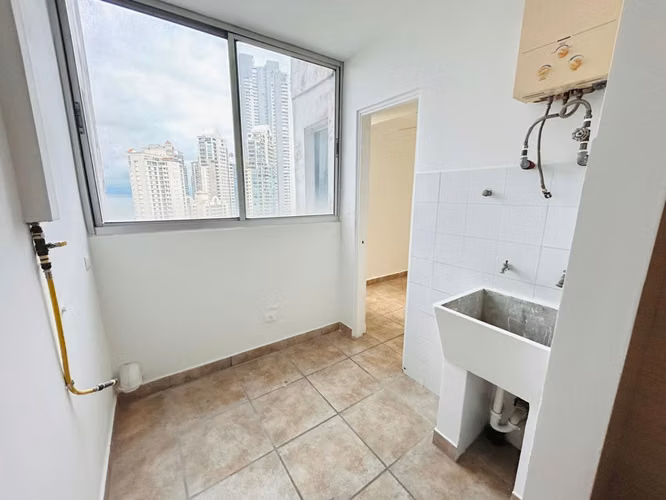 VENDO APARTAMENTO EN PUNTA PACIFICA